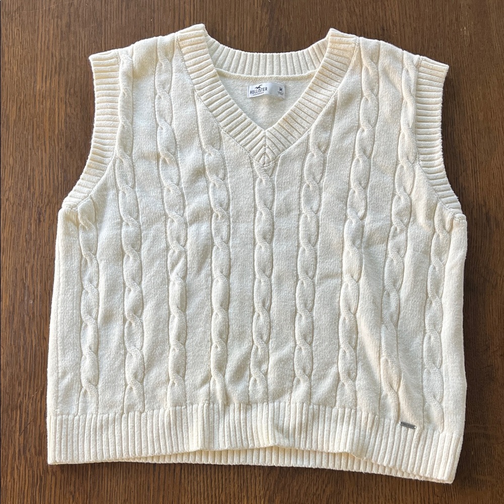 Hollister Cream Cable Knit Sweater Vest